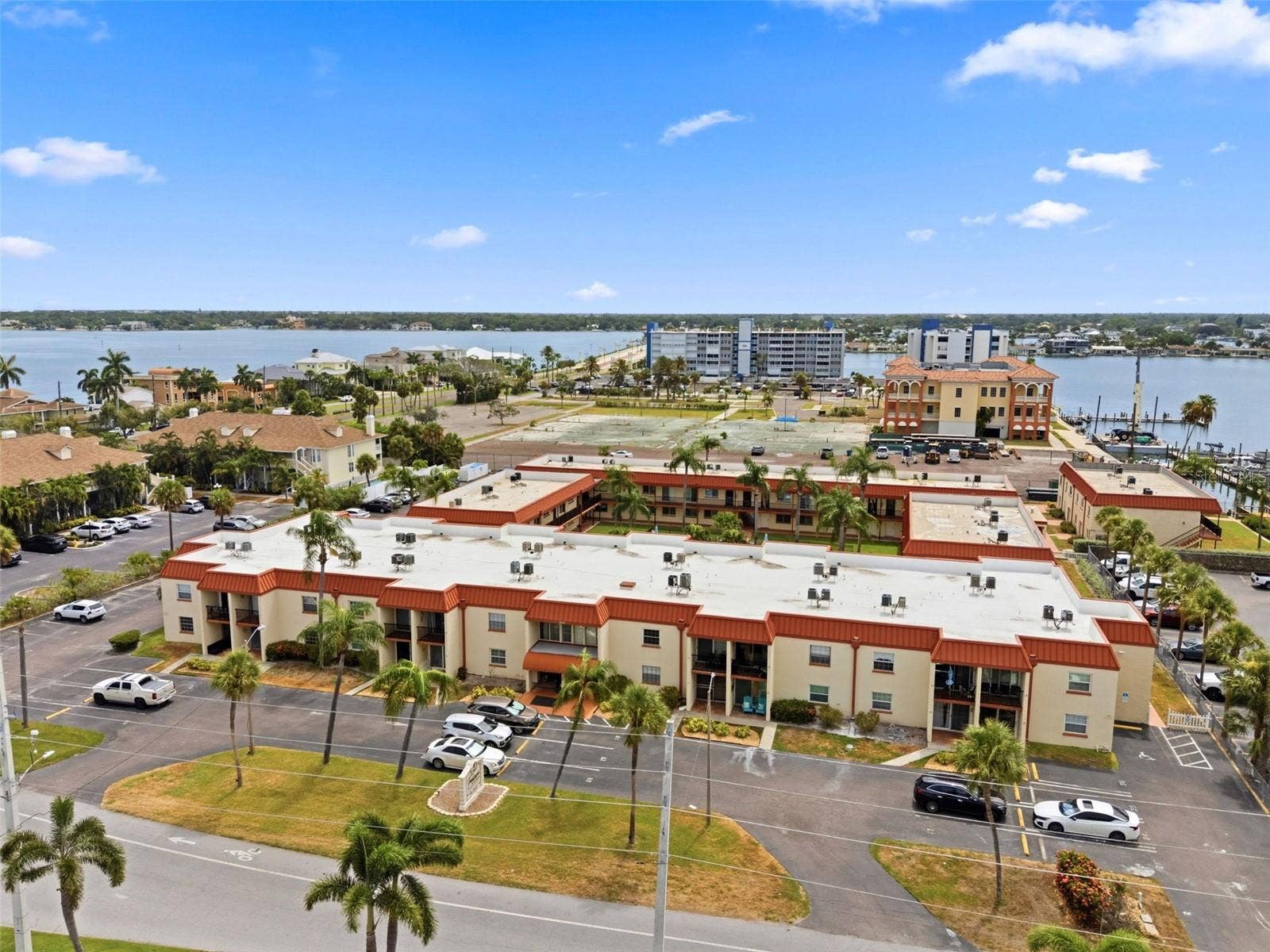10365 PARADISE BOULEVARD, #1, Treasure Island, FL 33706 10365 PARADISE BOULEVARD, #1, Treasure Island, FL 33706