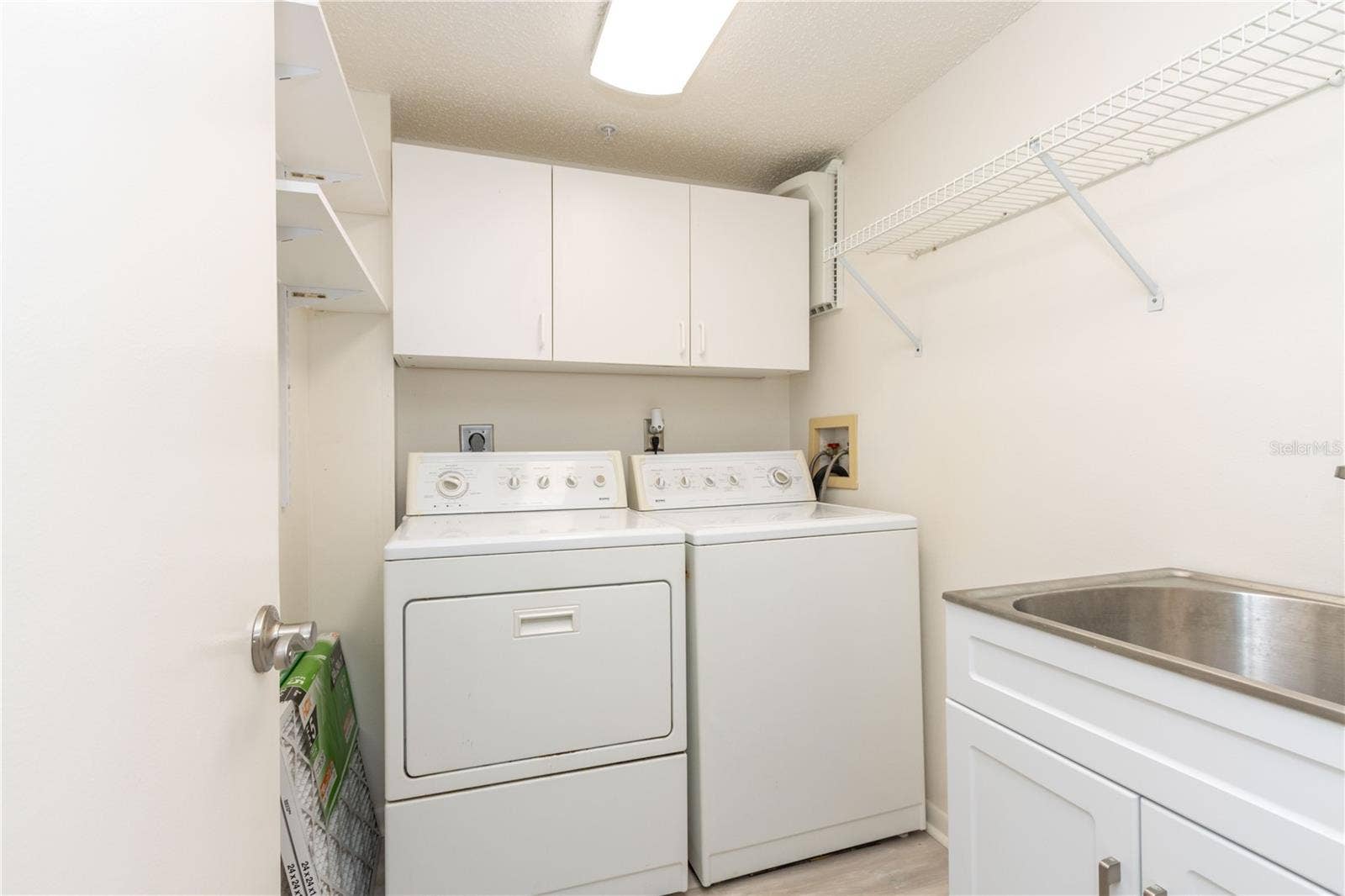 320 ISLAND WAY, #605, Clearwater Beach, FL 33767
