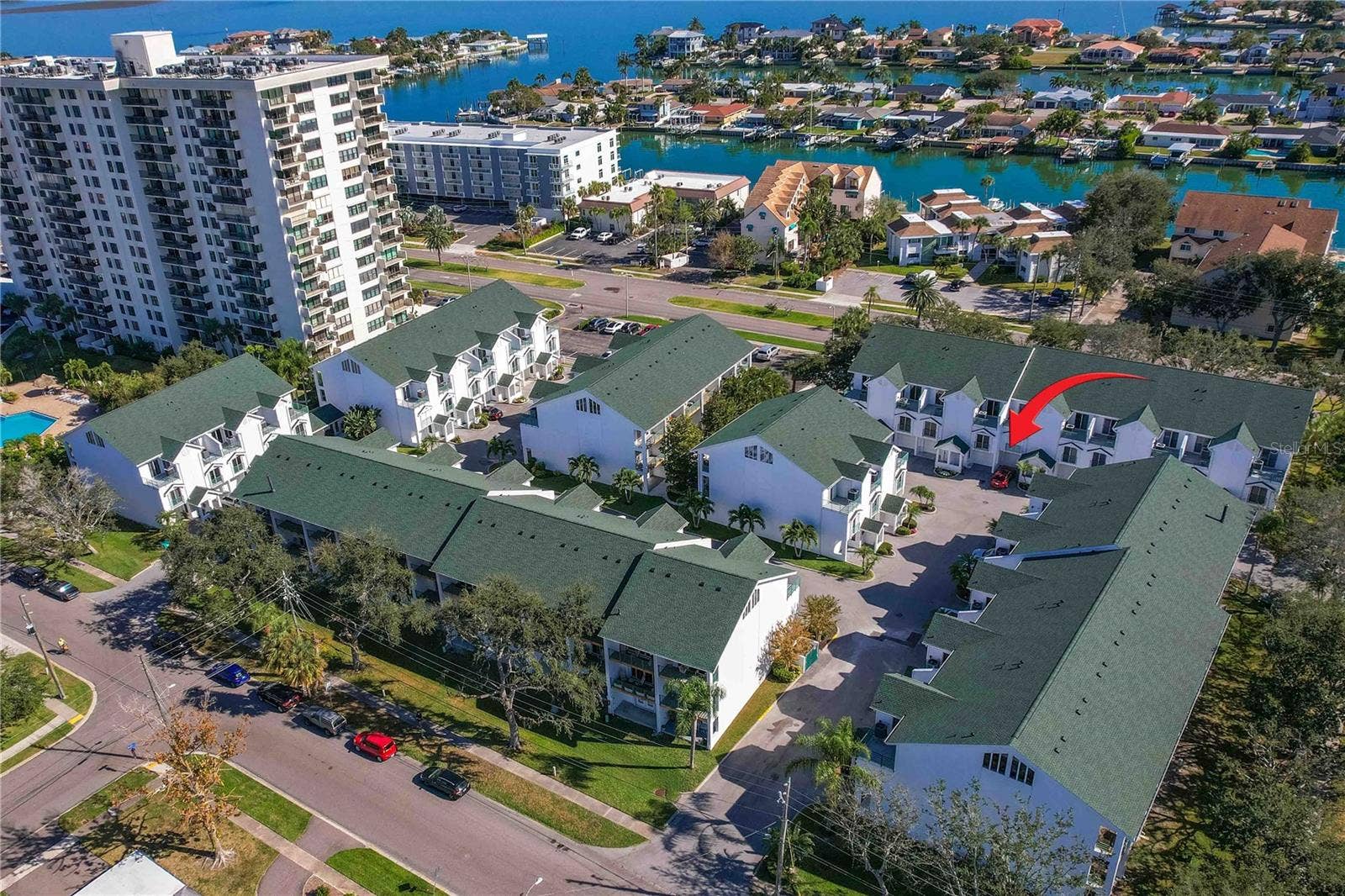 320 ISLAND WAY, #605, Clearwater Beach, FL 33767