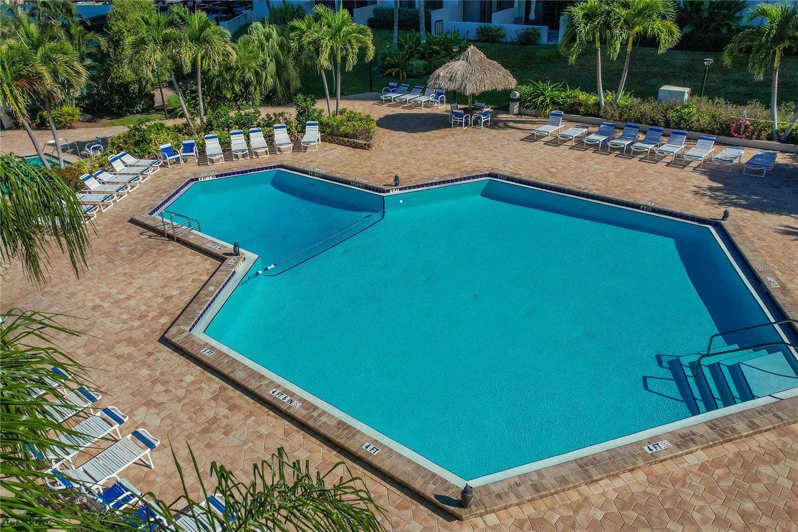 320 ISLAND WAY, #605, Clearwater Beach, FL 33767