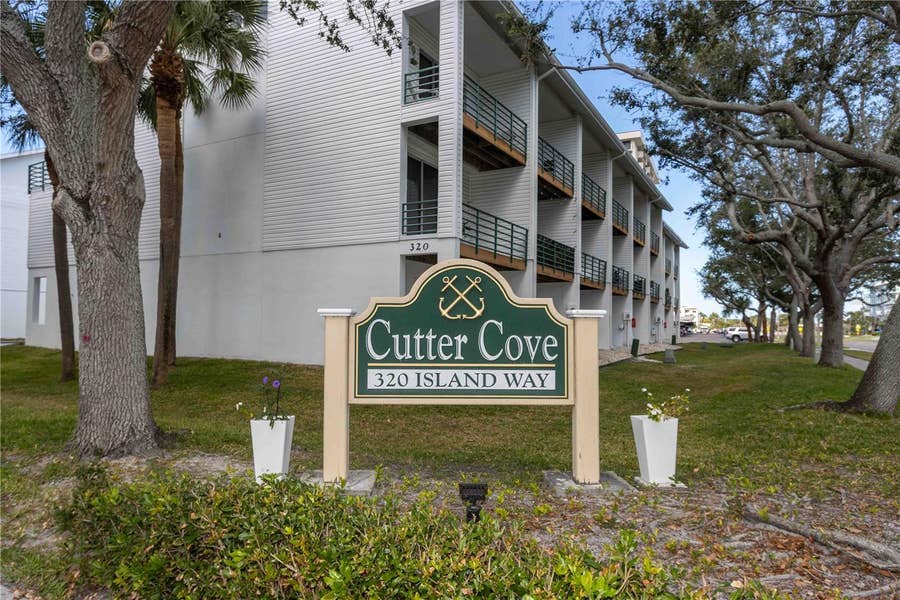 Property photo for 320 ISLAND WAY, #605, Clearwater Beach, FL