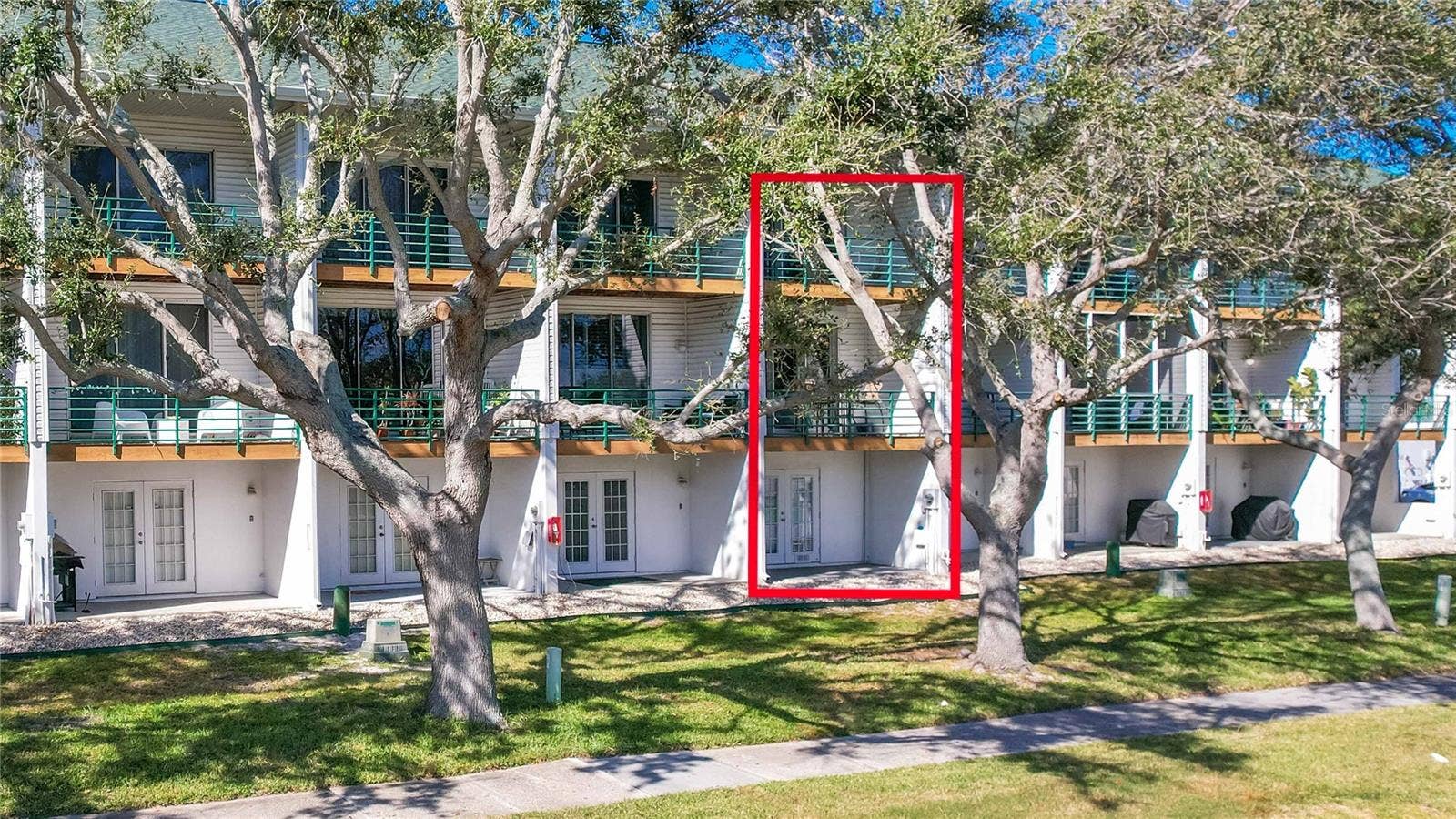 320 ISLAND WAY, #605, Clearwater Beach, FL 33767