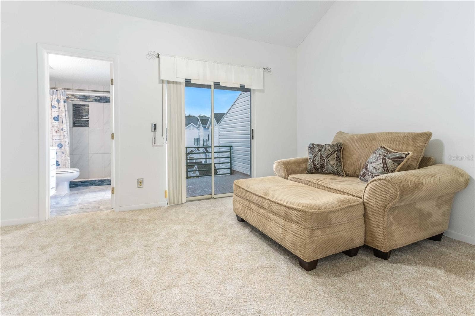 320 ISLAND WAY, #605, Clearwater Beach, FL 33767