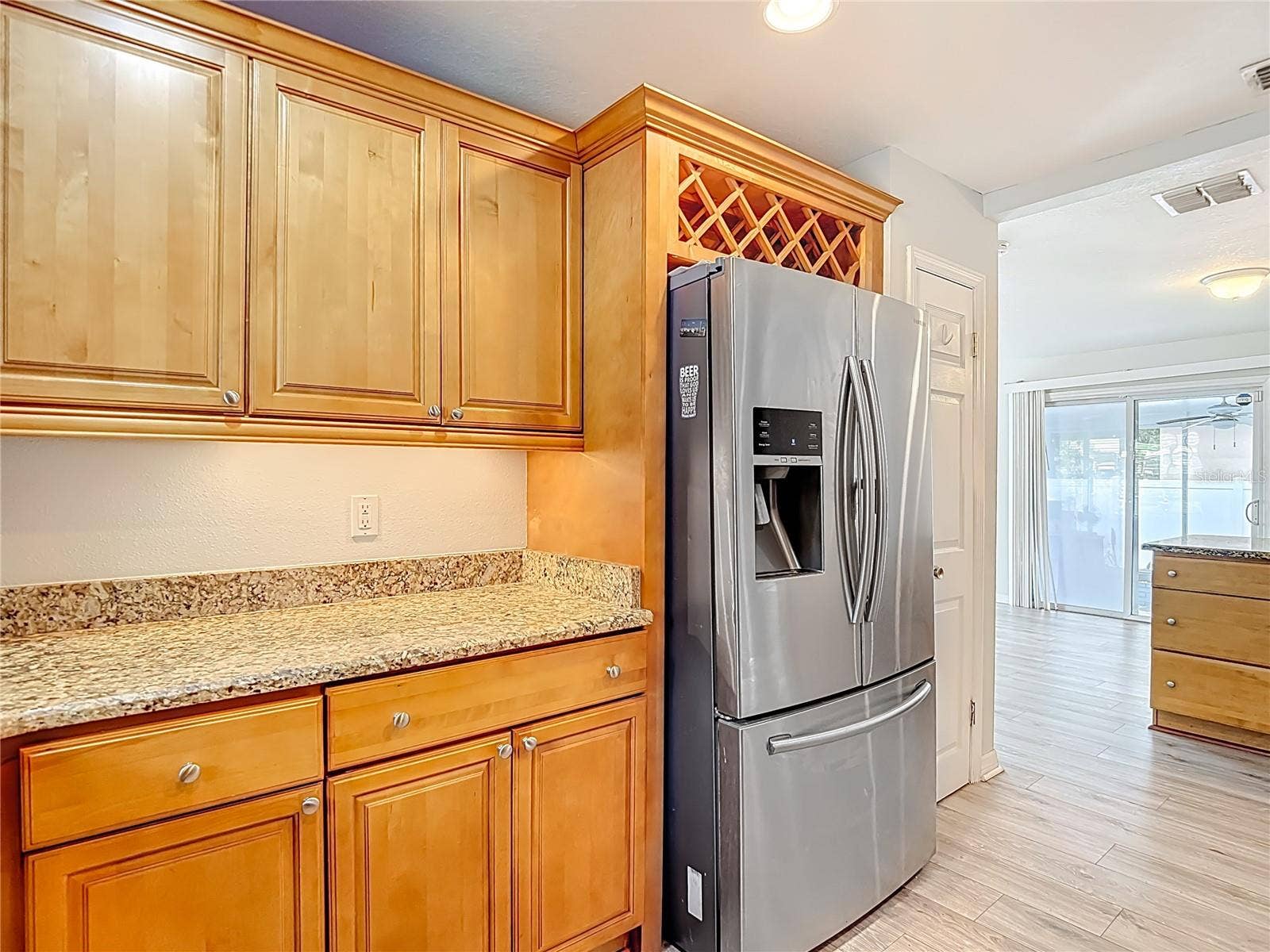 3002 W ARCH STREET, Tampa, FL 33607