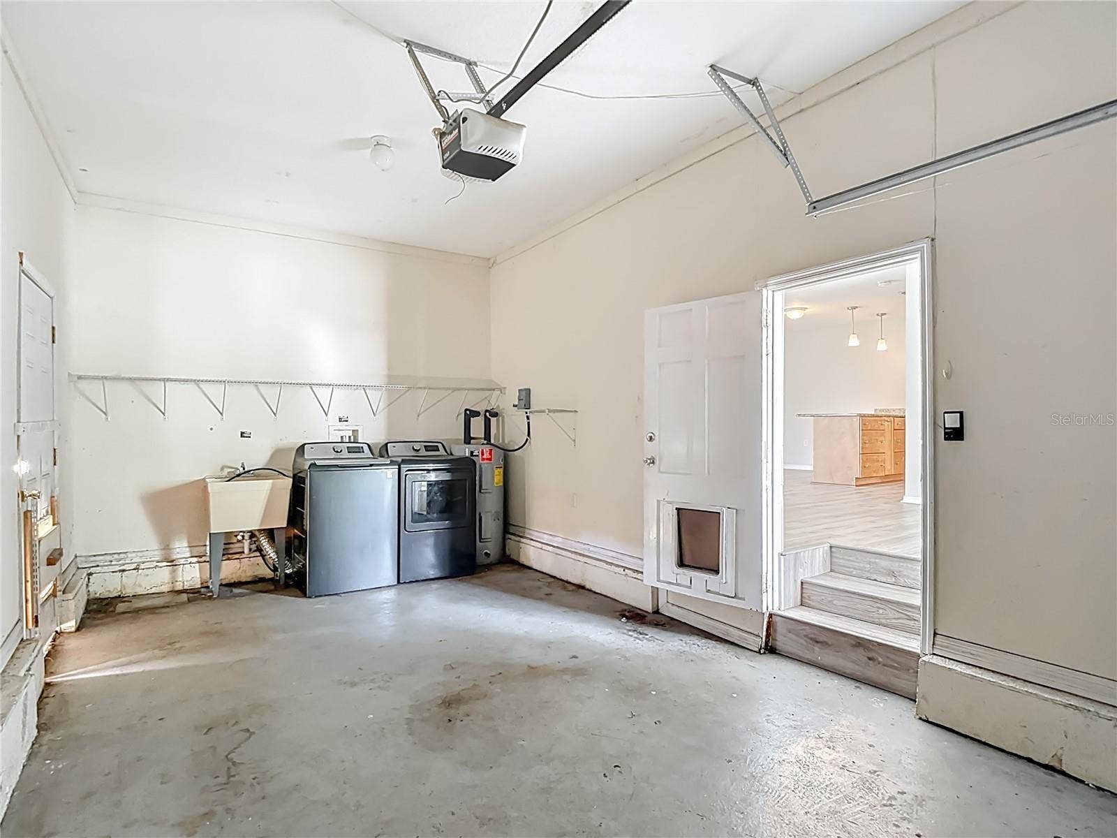 3002 W ARCH STREET, Tampa, FL 33607
