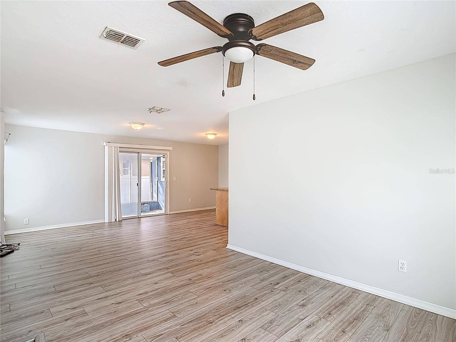 3002 W ARCH STREET, Tampa, FL 33607