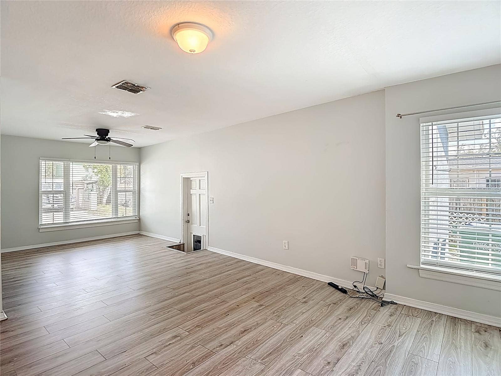 3002 W ARCH STREET, Tampa, FL 33607