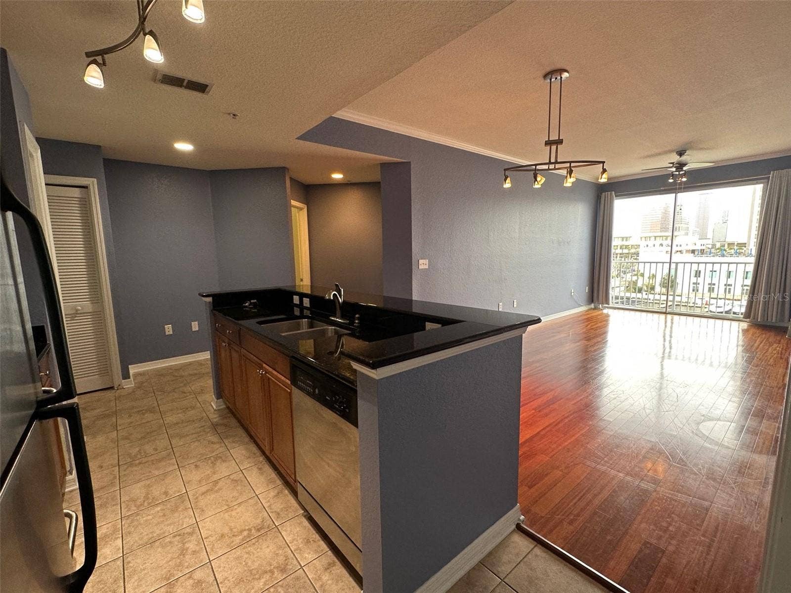 700 S HARBOUR ISLAND BOULEVARD, #523, Tampa, FL 33602 700 S HARBOUR ISLAND BOULEVARD, #523, Tampa, FL 33602