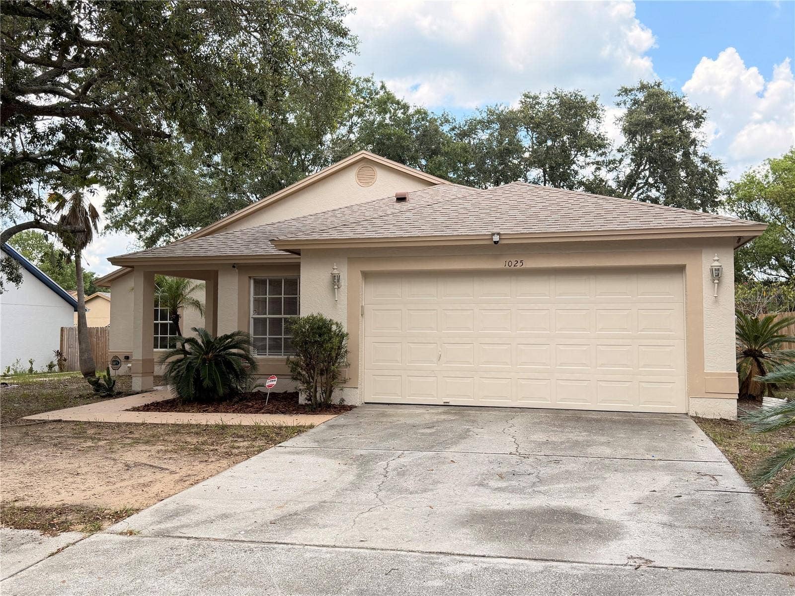 1025 MALLETWOOD DRIVE, Brandon, FL 33510 Professional photos coming soon