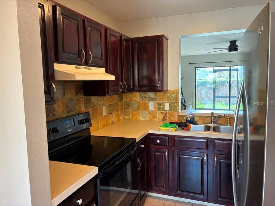 Property photo for 1410 HIGHLAND RIDGE CIRCLE, Brandon, FL