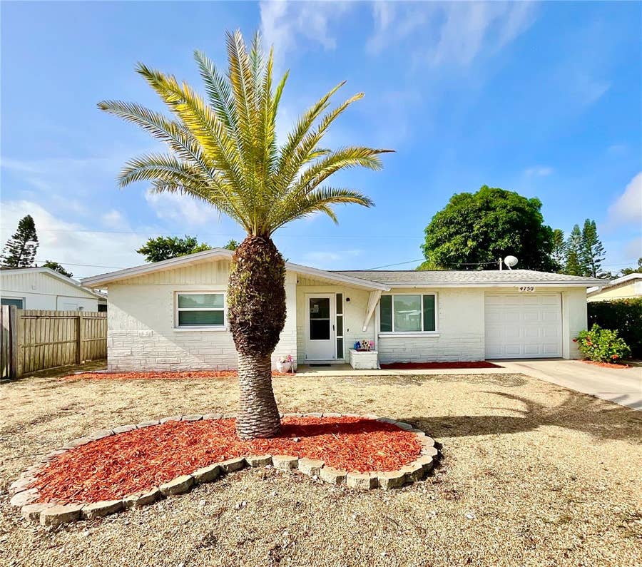 Property photo for 4750 GASLIGHT AVENUE, Holiday, FL