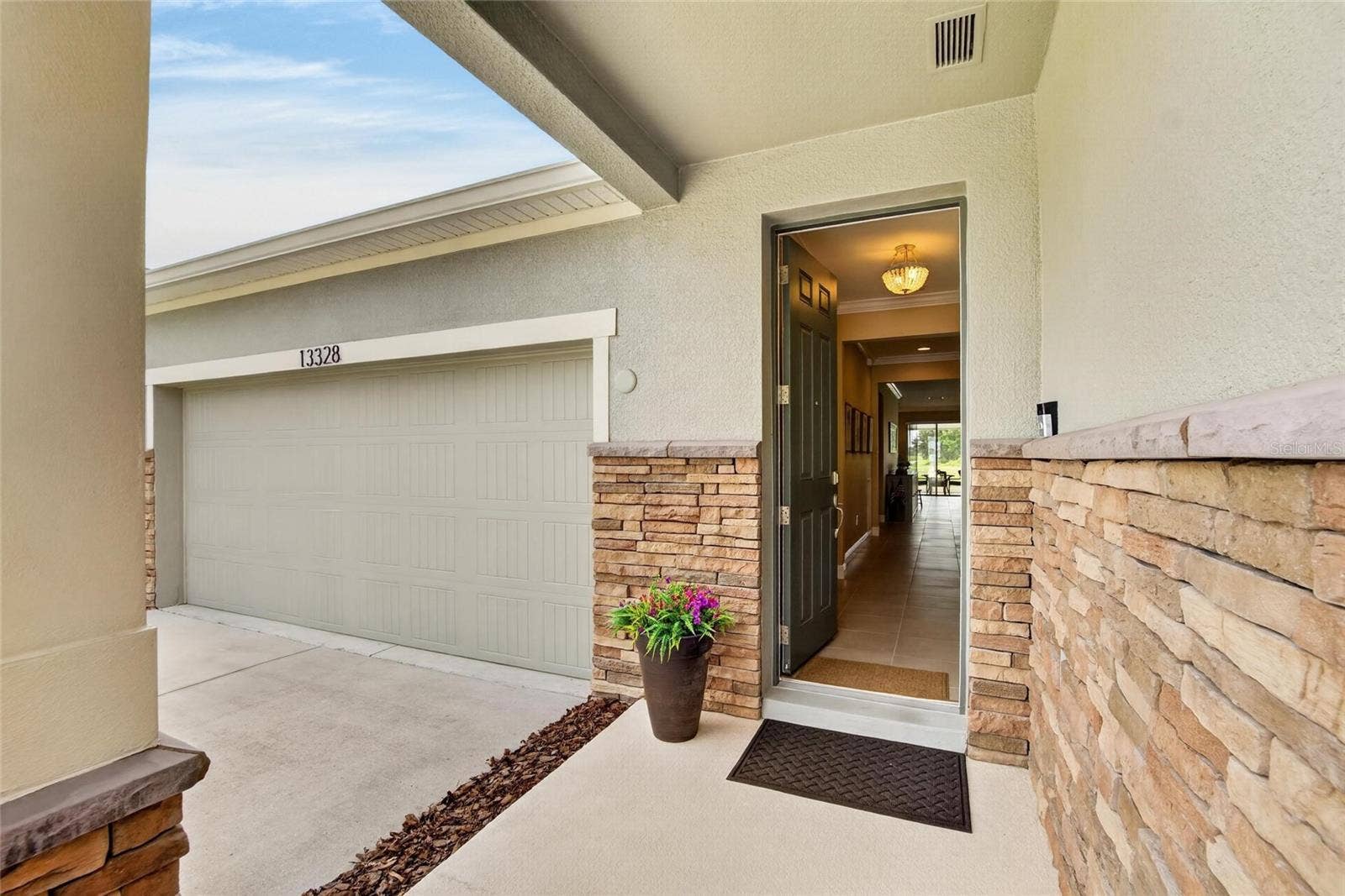 13328 PALMERA VISTA DRIVE, Riverview, FL 33579 13328 PALMERA VISTA DRIVE, Riverview, FL 33579