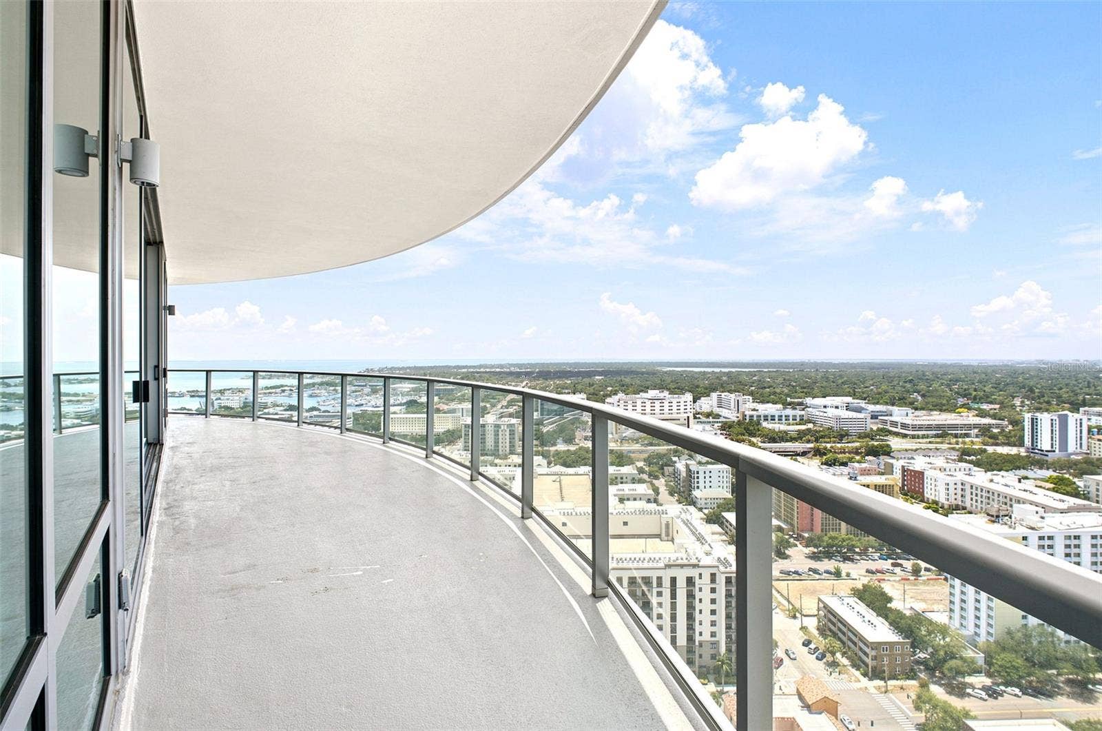 400 CENTRAL AVENUE, #2901, St Petersburg, FL 33701 400 CENTRAL AVENUE, #2901, St Petersburg, FL 33701