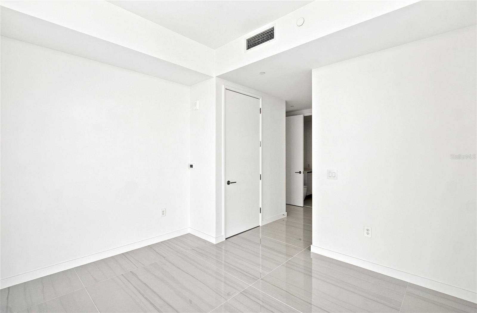 400 CENTRAL AVENUE, #2901, St Petersburg, FL 33701 400 CENTRAL AVENUE, #2901, St Petersburg, FL 33701