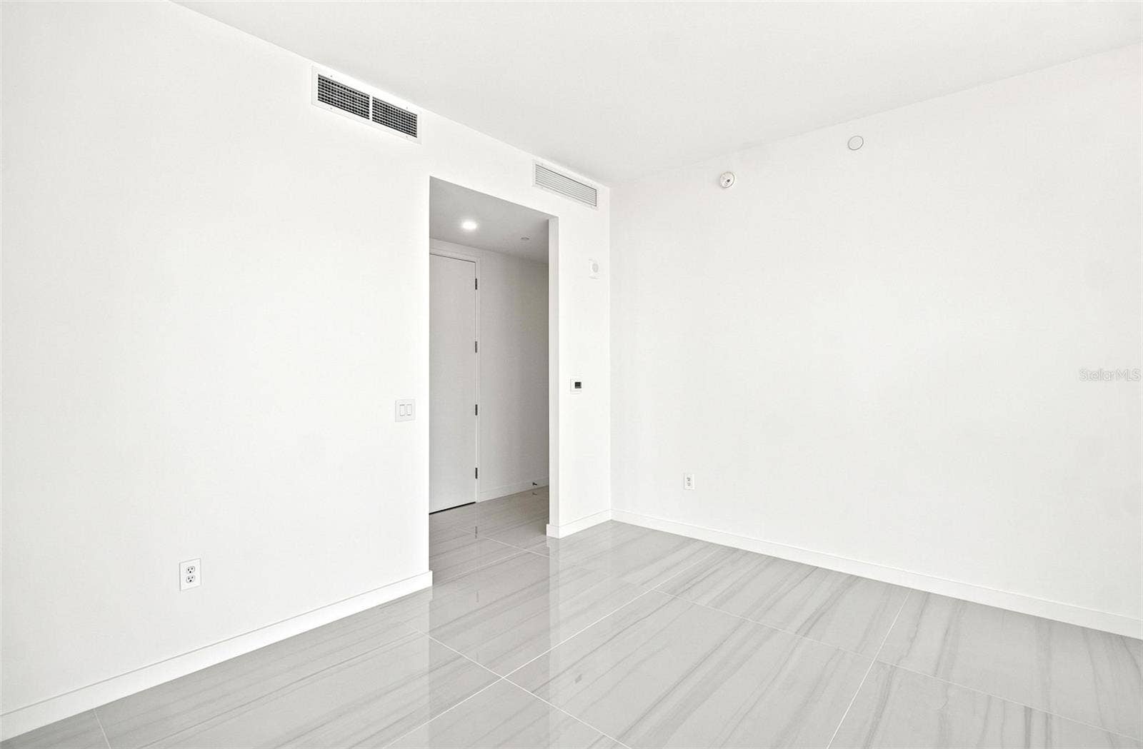 400 CENTRAL AVENUE, #2901, St Petersburg, FL 33701 400 CENTRAL AVENUE, #2901, St Petersburg, FL 33701