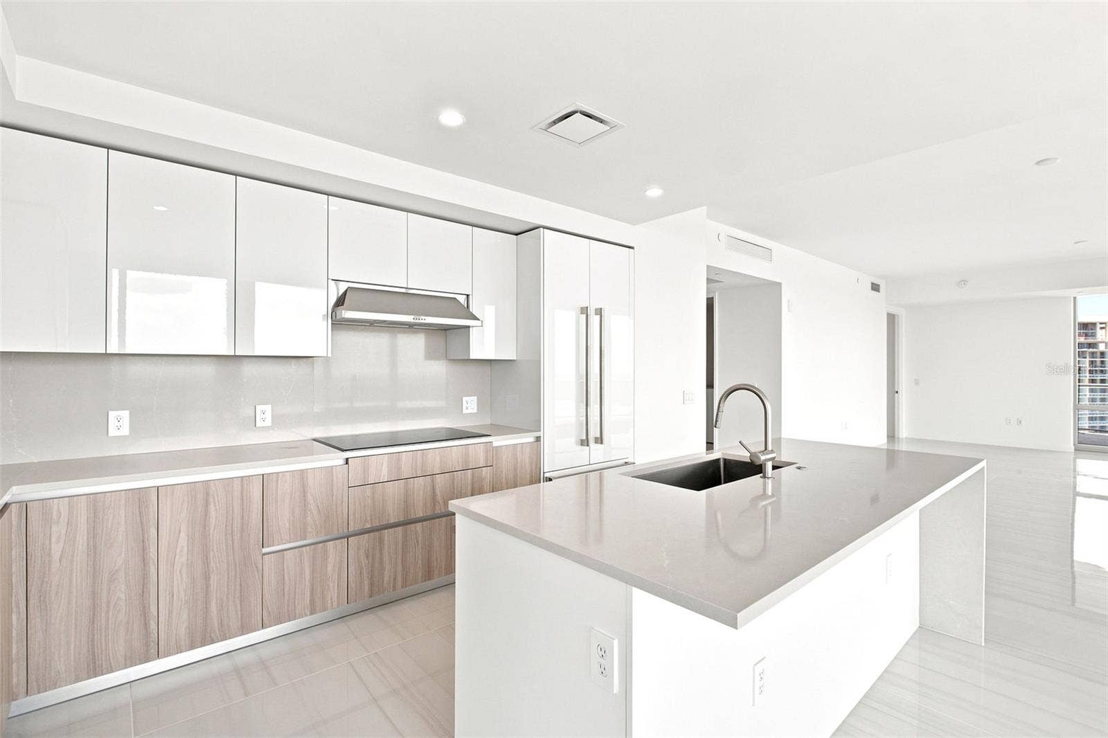 400 CENTRAL AVENUE, #2901, St Petersburg, FL 33701 JennAir Appliances