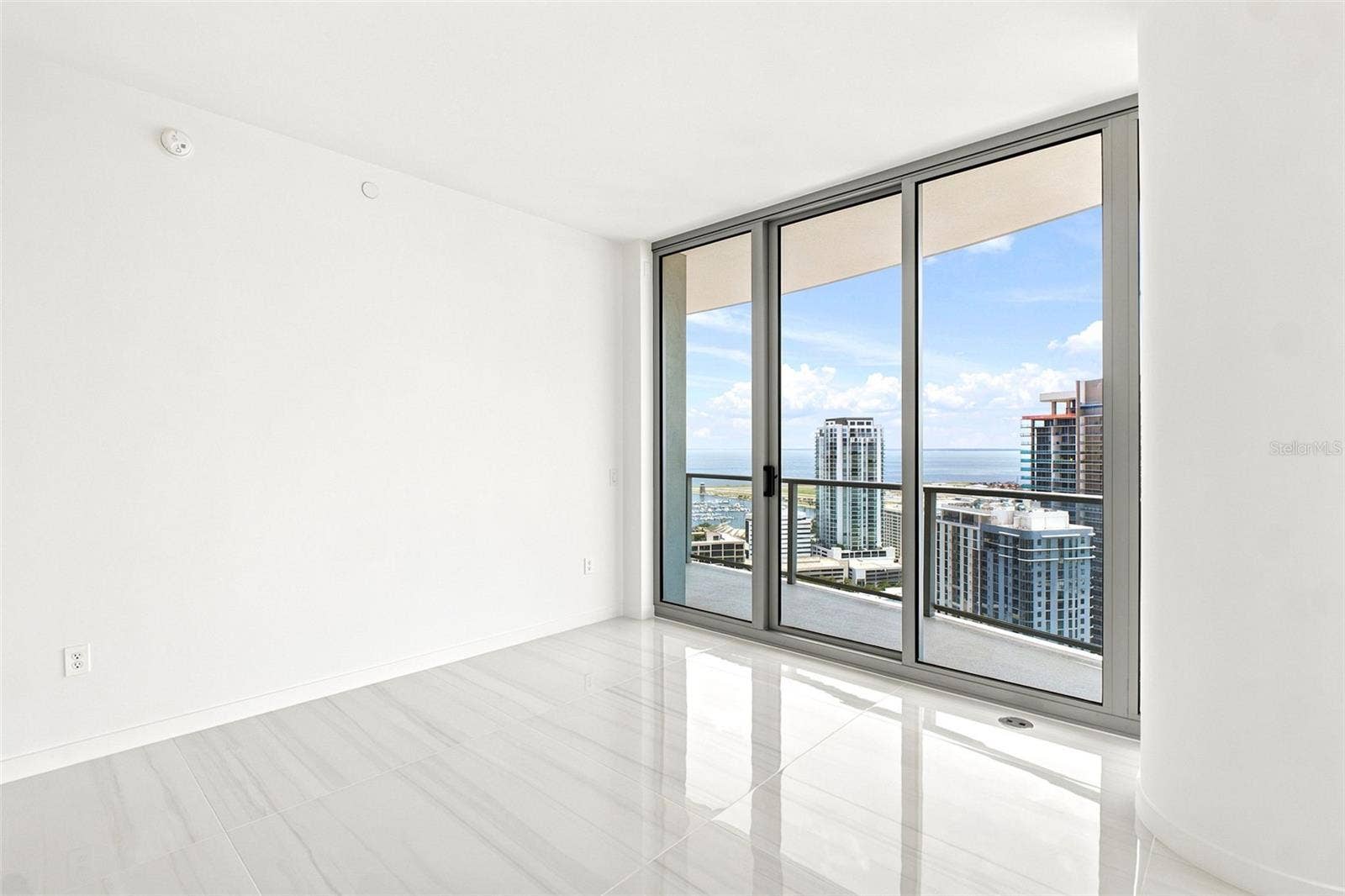 400 CENTRAL AVENUE, #2901, St Petersburg, FL 33701 400 CENTRAL AVENUE, #2901, St Petersburg, FL 33701