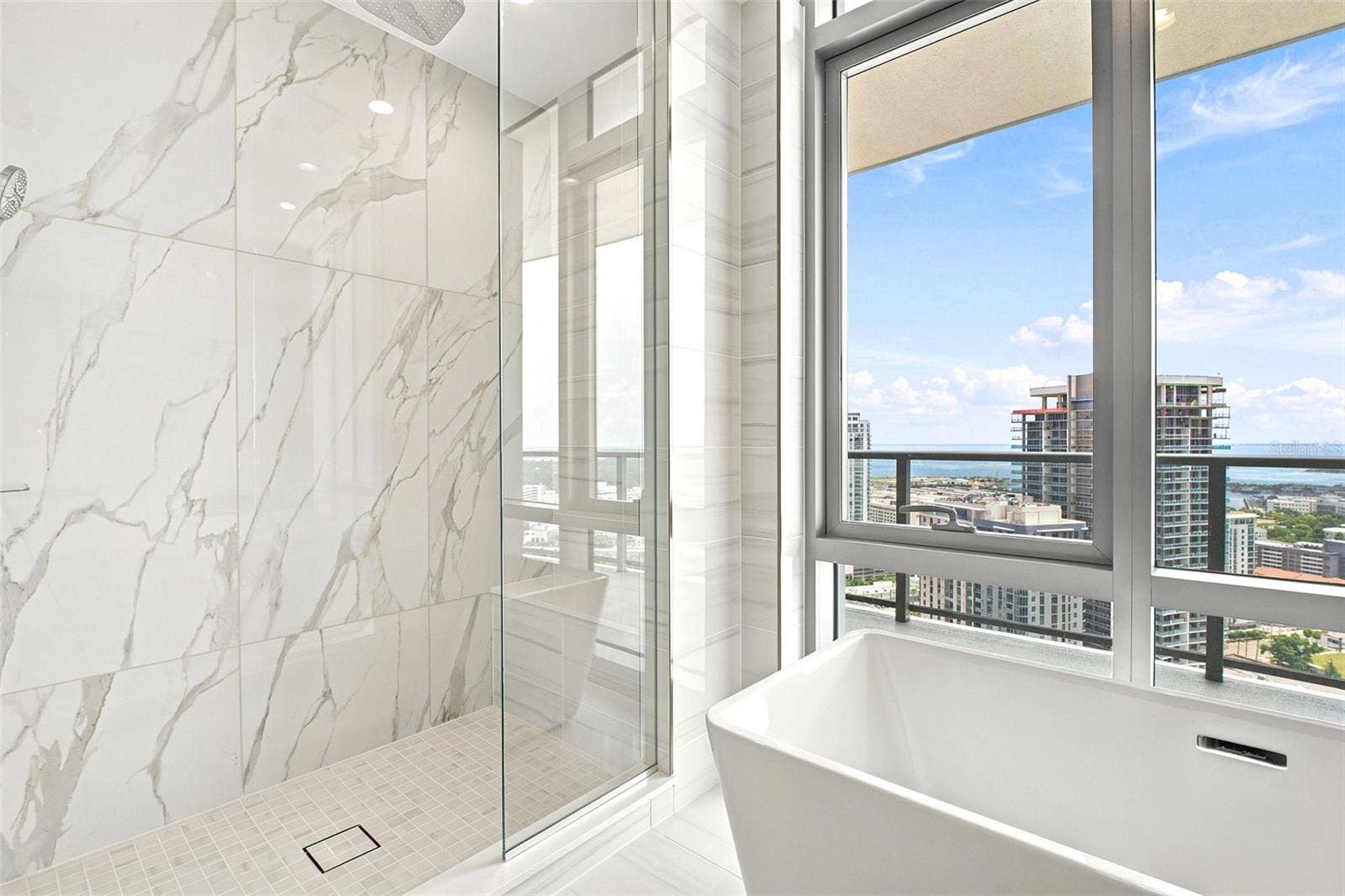 400 CENTRAL AVENUE, #2901, St Petersburg, FL 33701 400 CENTRAL AVENUE, #2901, St Petersburg, FL 33701