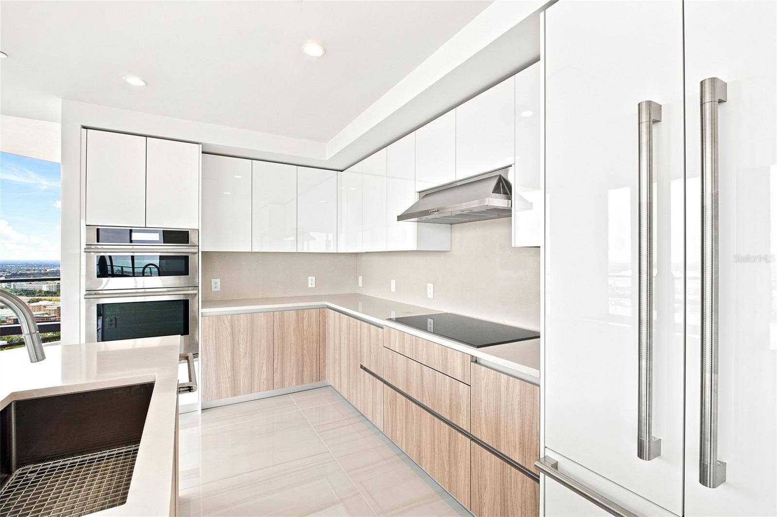 400 CENTRAL AVENUE, #2901, St Petersburg, FL 33701 400 CENTRAL AVENUE, #2901, St Petersburg, FL 33701
