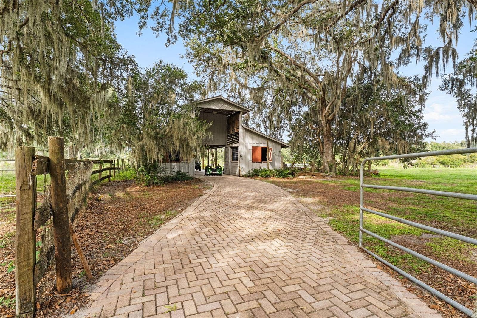 33415 KIEFER ROAD, Wesley Chapel, FL 33545