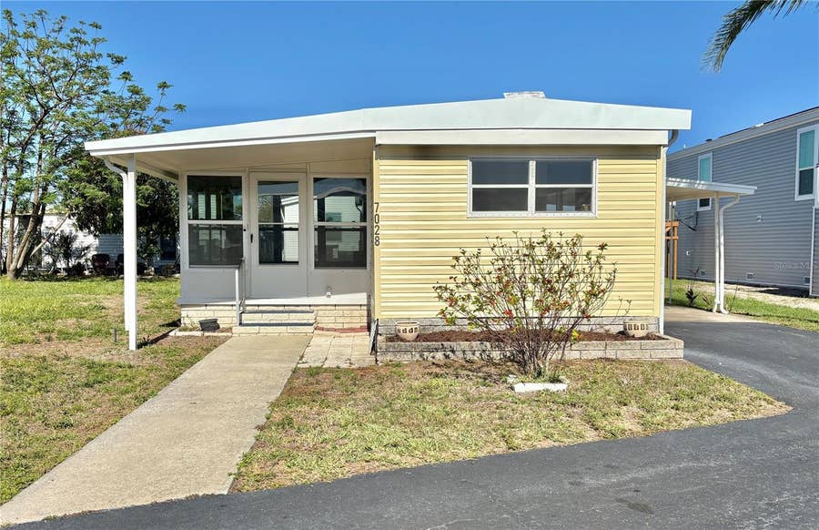 Property photo for 7028 MOUNT JUPITER DRIVE NE, #601, St Petersburg, FL