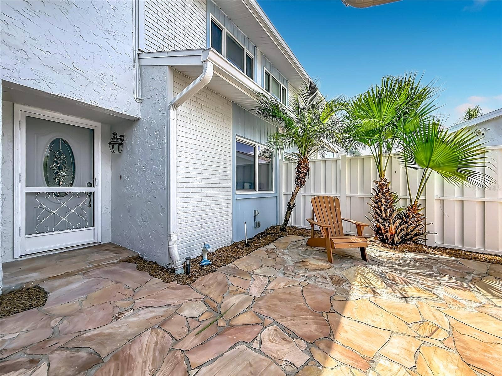 6537 CAPE HATTERAS WAY NE, #2, St Petersburg, FL 33702