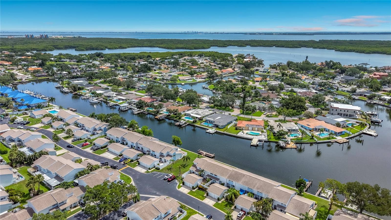 6537 CAPE HATTERAS WAY NE, #2, St Petersburg, FL 33702