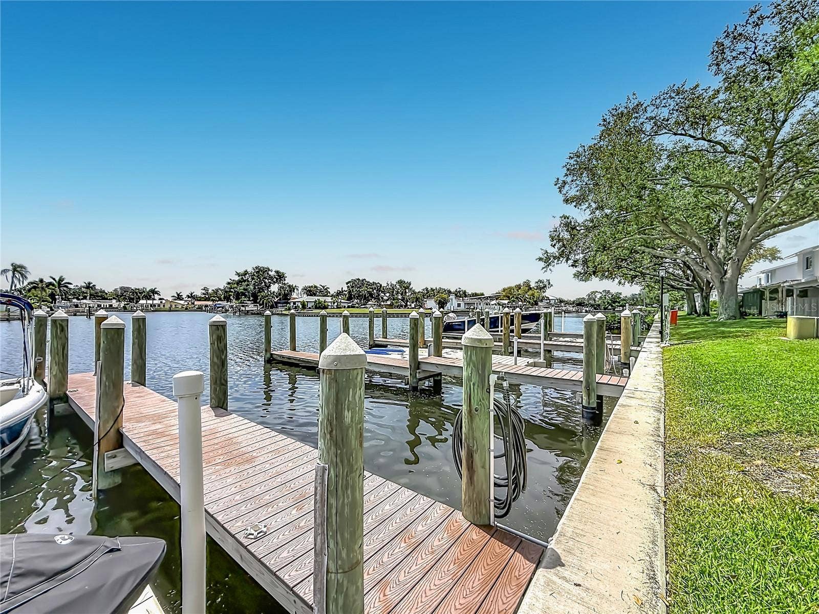 6537 CAPE HATTERAS WAY NE, #2, St Petersburg, FL 33702