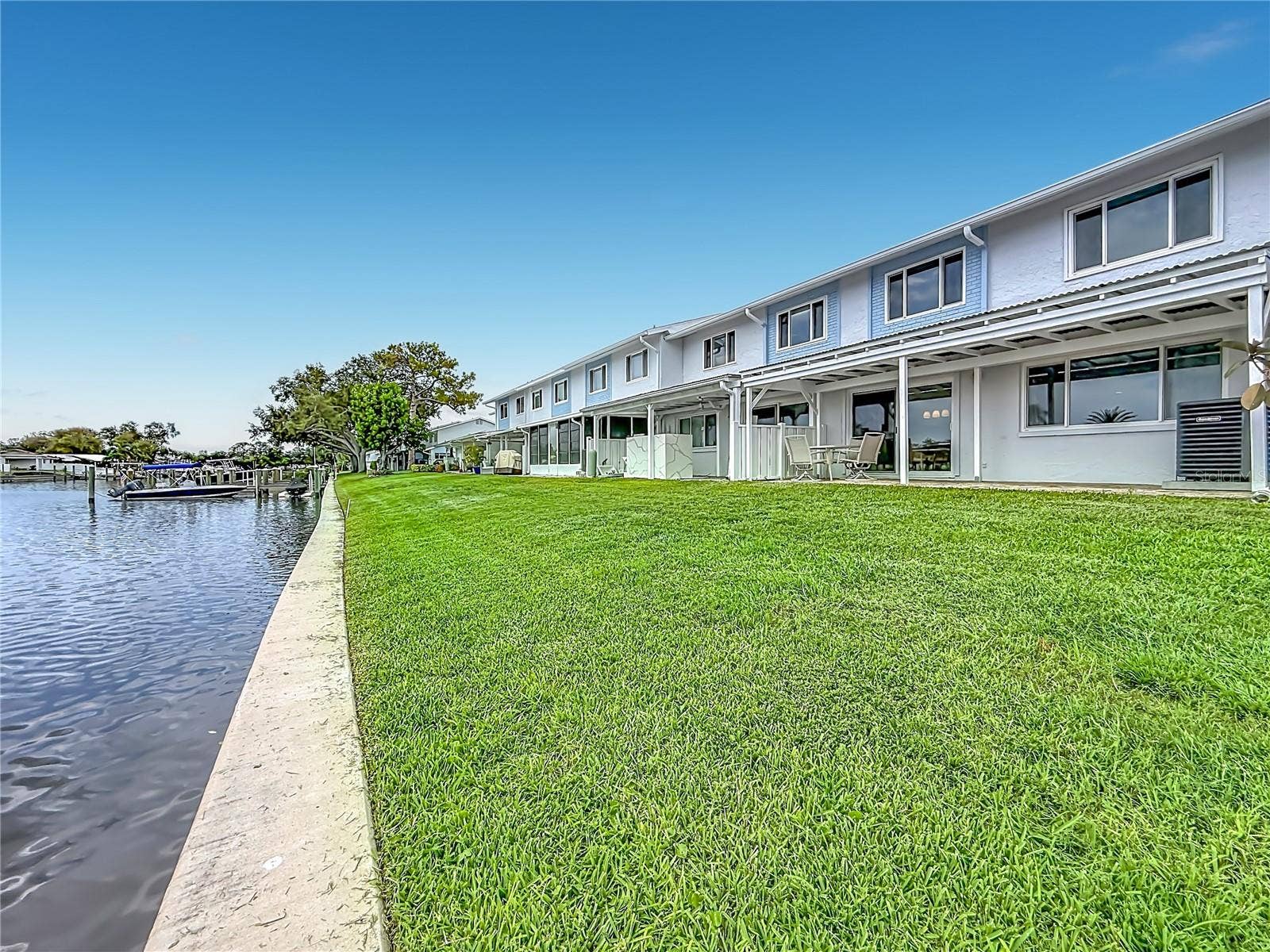 6537 CAPE HATTERAS WAY NE, #2, St Petersburg, FL 33702