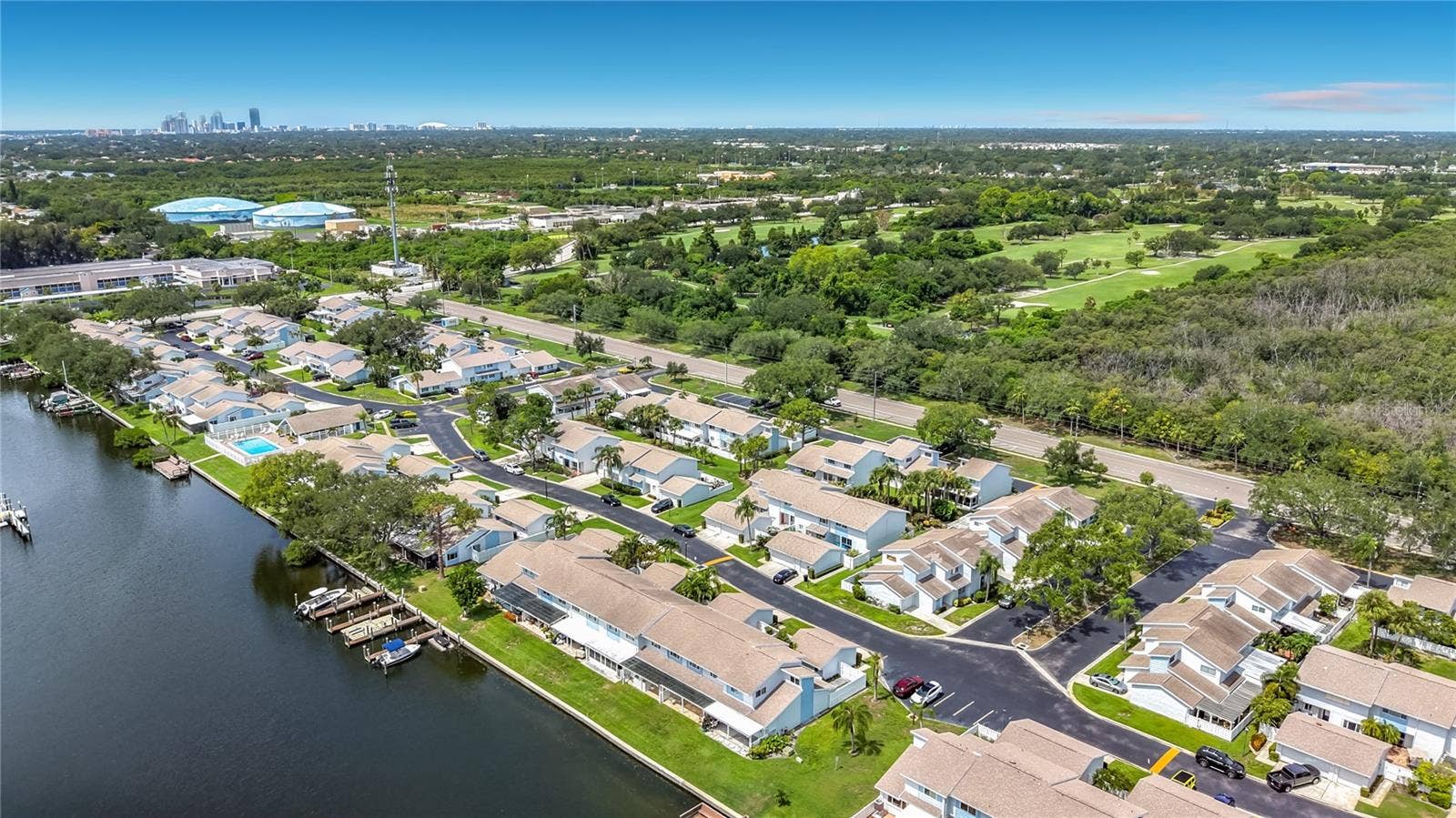 6537 CAPE HATTERAS WAY NE, #2, St Petersburg, FL 33702