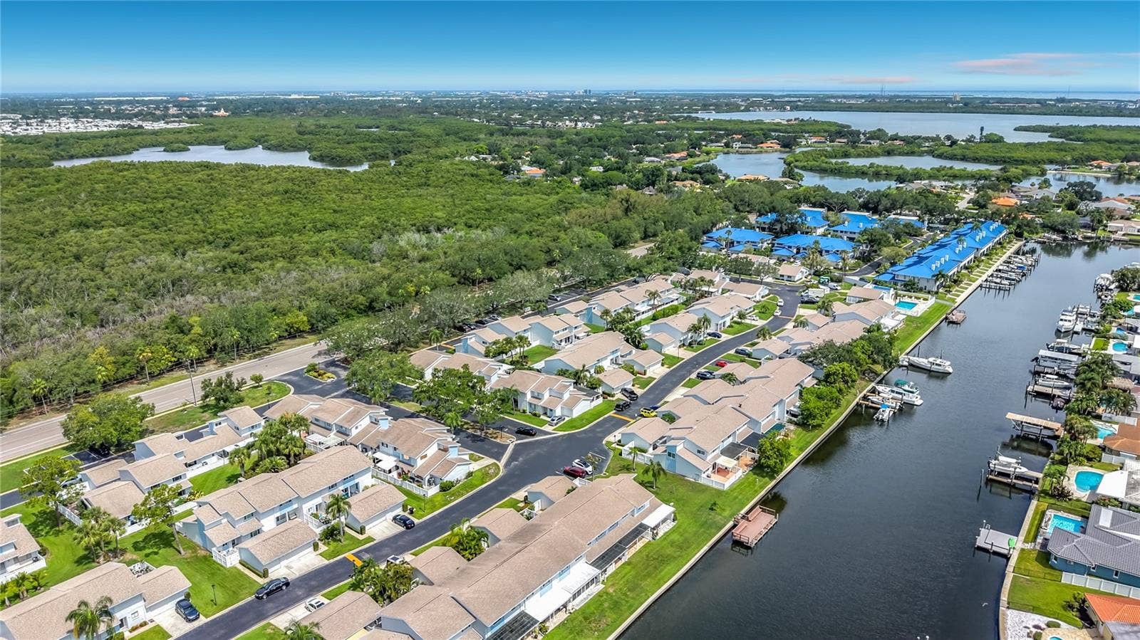 6537 CAPE HATTERAS WAY NE, #2, St Petersburg, FL 33702