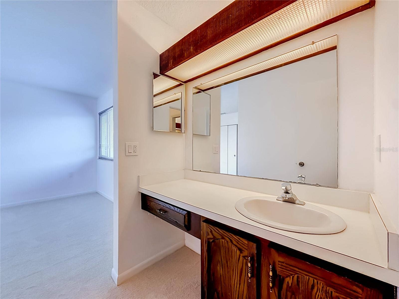 6537 CAPE HATTERAS WAY NE, #2, St Petersburg, FL 33702