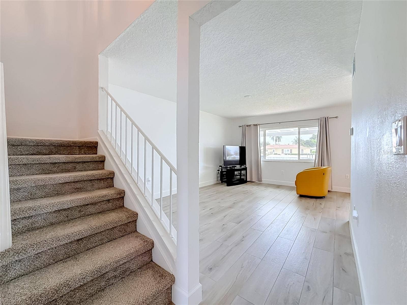 6537 CAPE HATTERAS WAY NE, #2, St Petersburg, FL 33702