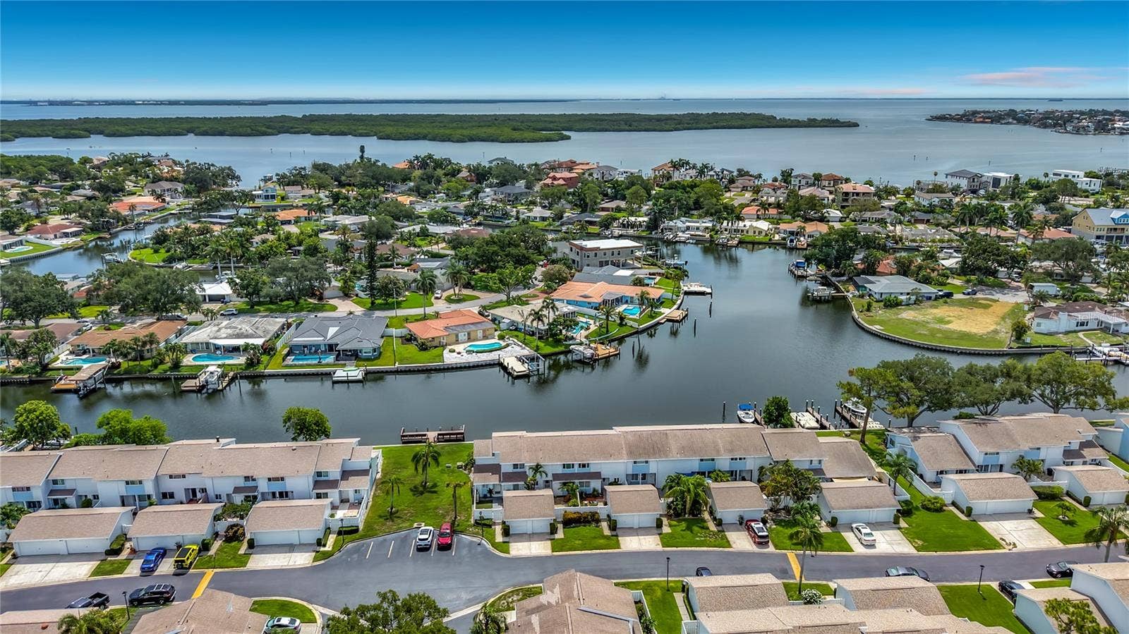 6537 CAPE HATTERAS WAY NE, #2, St Petersburg, FL 33702