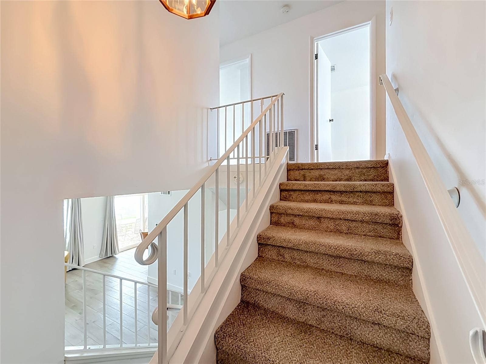 6537 CAPE HATTERAS WAY NE, #2, St Petersburg, FL 33702