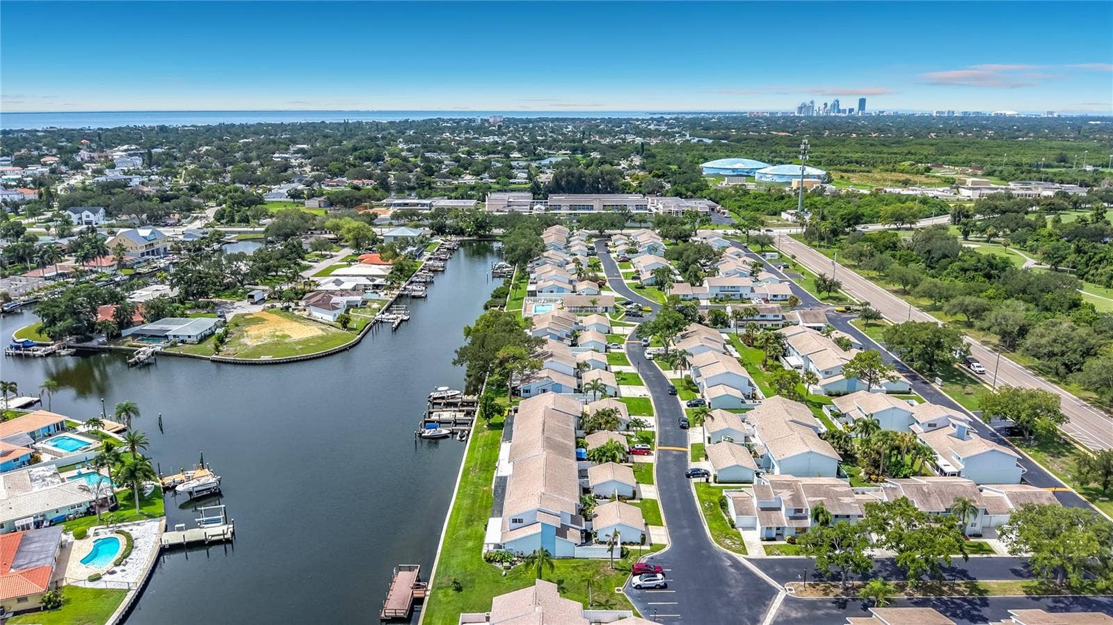 6537 CAPE HATTERAS WAY NE, #2, St Petersburg, FL 33702