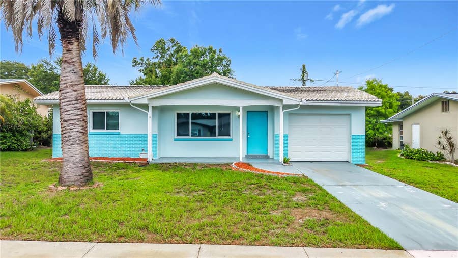 Property photo for 890 7TH AVENUE NE, Largo, FL