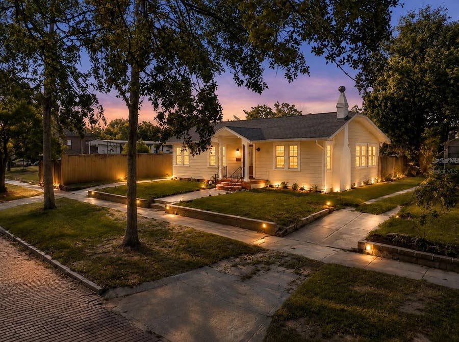 Property photo for 106 W COMANCHE AVENUE, Tampa, FL