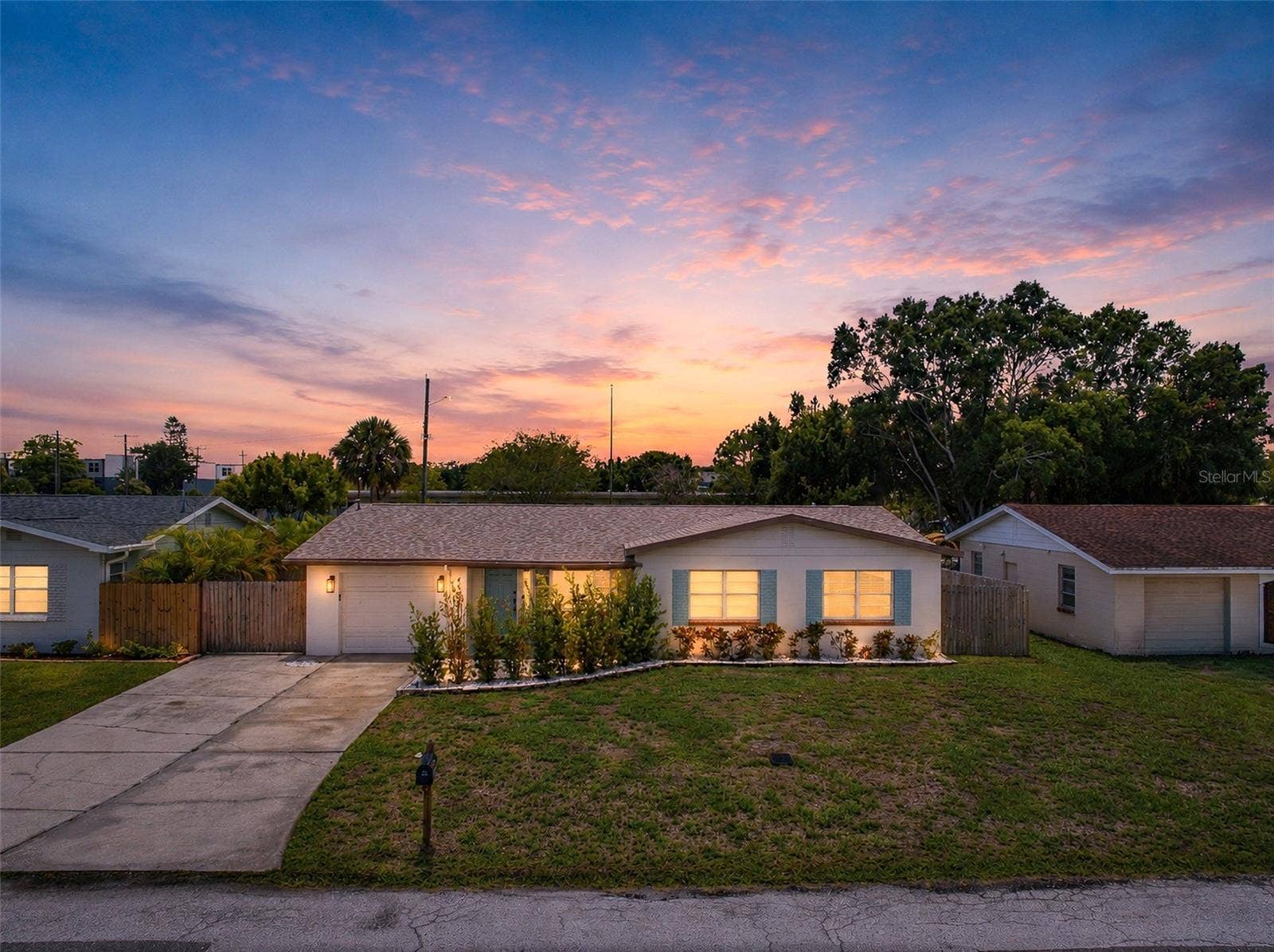 4416 W BAY COURT AVENUE, Tampa, FL 33611 4416 W BAY COURT AVENUE, Tampa, FL 33611