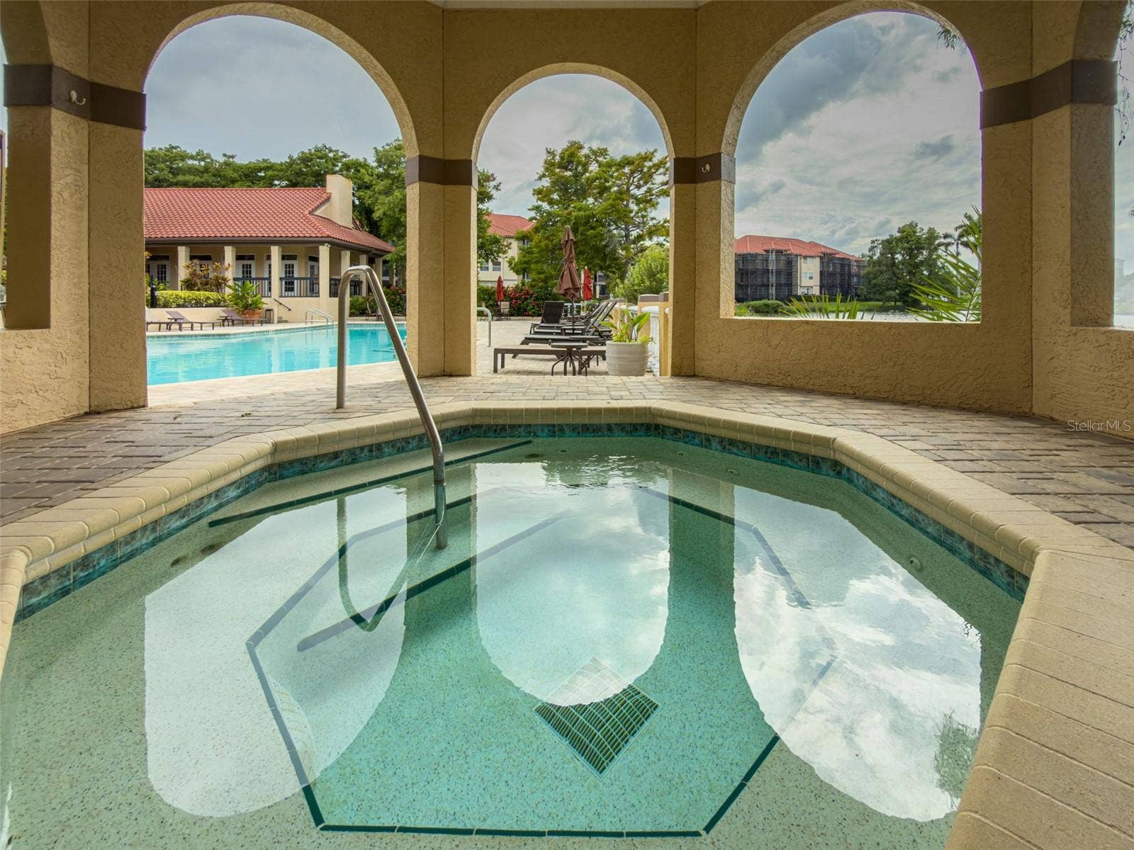 2400 FEATHER SOUND DRIVE, #914, Clearwater, FL 33762 2400 FEATHER SOUND DRIVE, #914, Clearwater, FL 33762