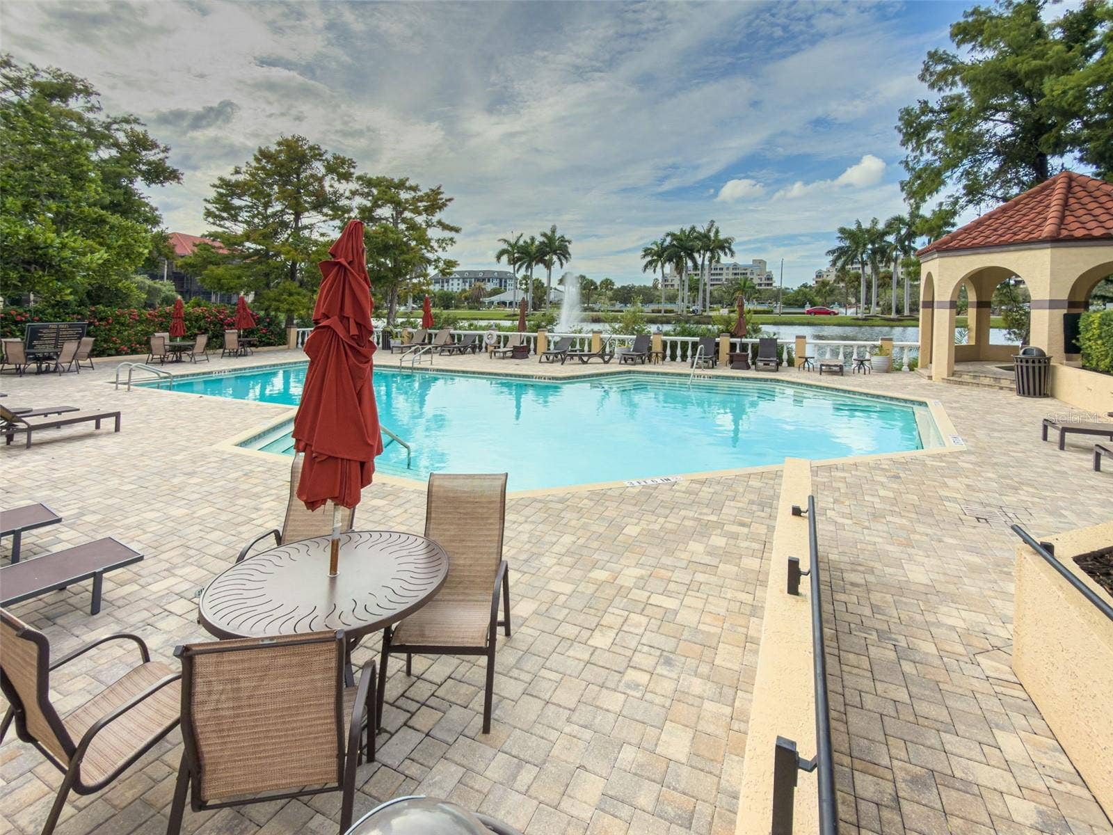 2400 FEATHER SOUND DRIVE, #914, Clearwater, FL 33762 2400 FEATHER SOUND DRIVE, #914, Clearwater, FL 33762