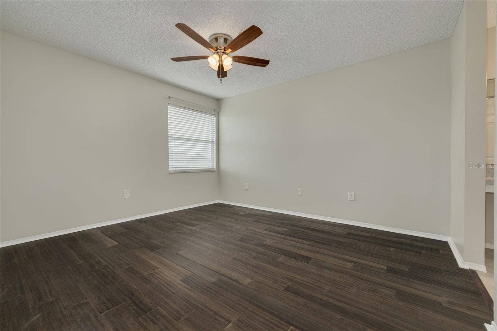 2400 FEATHER SOUND DRIVE, #914, Clearwater, FL 33762 2400 FEATHER SOUND DRIVE, #914, Clearwater, FL 33762