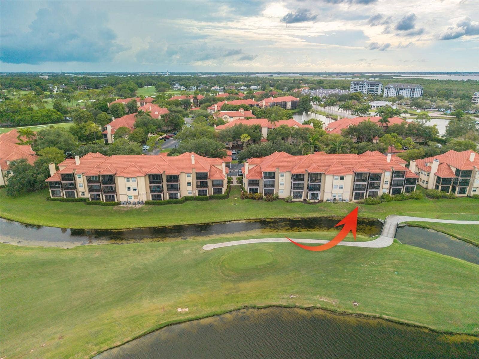 2400 FEATHER SOUND DRIVE, #914, Clearwater, FL 33762 2400 FEATHER SOUND DRIVE, #914, Clearwater, FL 33762