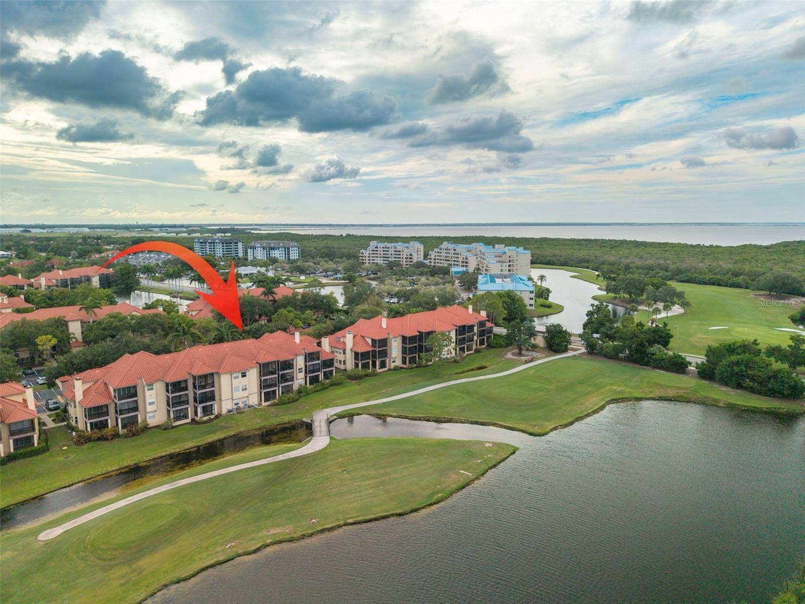 2400 FEATHER SOUND DRIVE, #914, Clearwater, FL 33762 2400 FEATHER SOUND DRIVE, #914, Clearwater, FL 33762