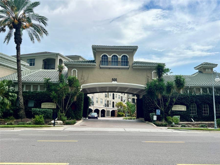 Property photo for 501 KNIGHTS RUN AVENUE, #1330, Tampa, FL