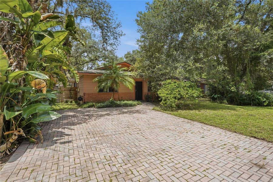 Property photo for 12922 N ALBANY AVENUE, Tampa, FL