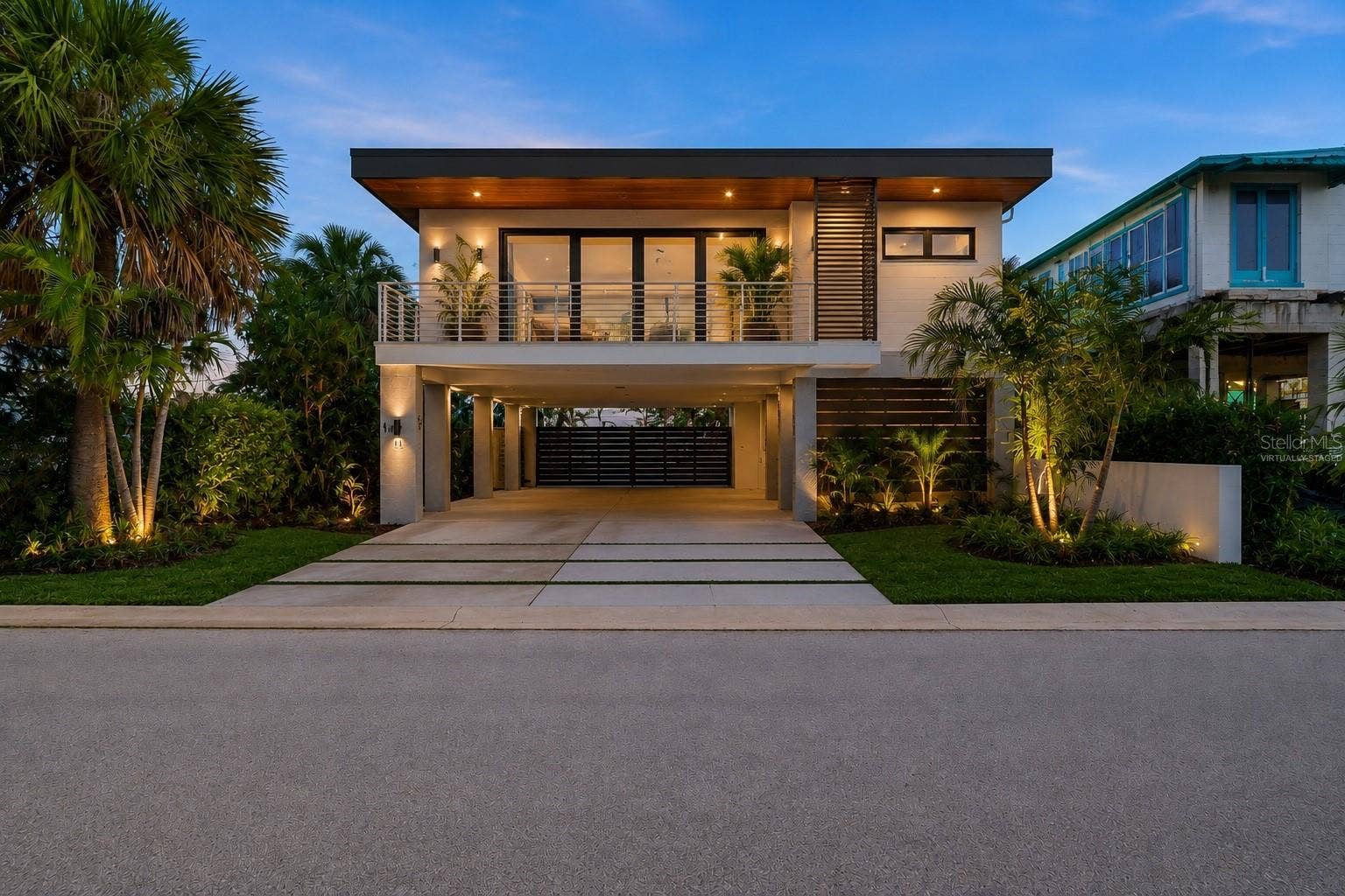 131 86TH TERRACE, Treasure Island, FL 33706 Virtually Staged/ AI
