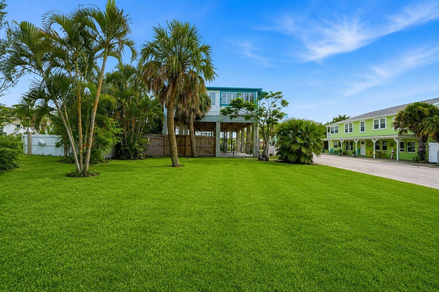 131 86TH TERRACE, Treasure Island, FL 33706 Virtually Staged/ AI