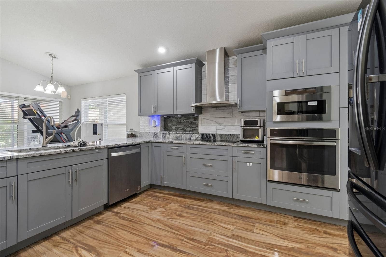4643 DUNNIE DRIVE, Tampa, FL 33614 4643 DUNNIE DRIVE, Tampa, FL 33614