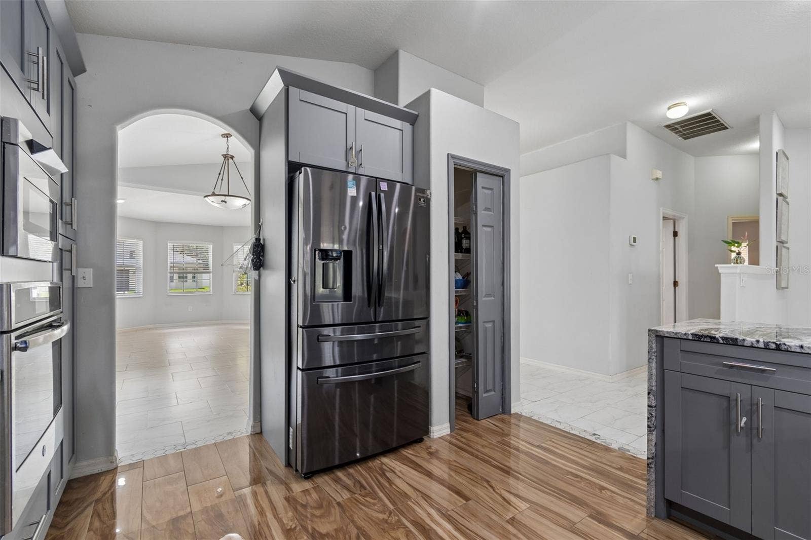 4643 DUNNIE DRIVE, Tampa, FL 33614 4643 DUNNIE DRIVE, Tampa, FL 33614